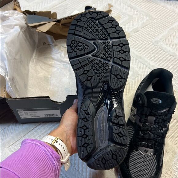 New Balance 2002R - Picture 9 of 11